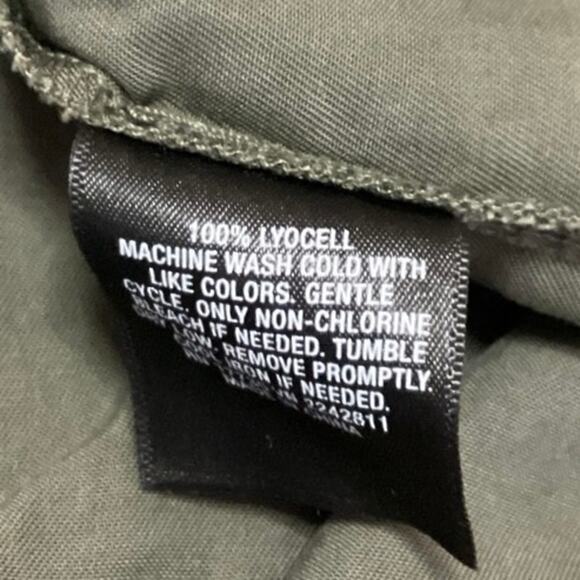 Mossimo Olive Green Asymmetric Zip Sleeveless Collar Moto Vest Jacket Size S - Picture 4 of 4